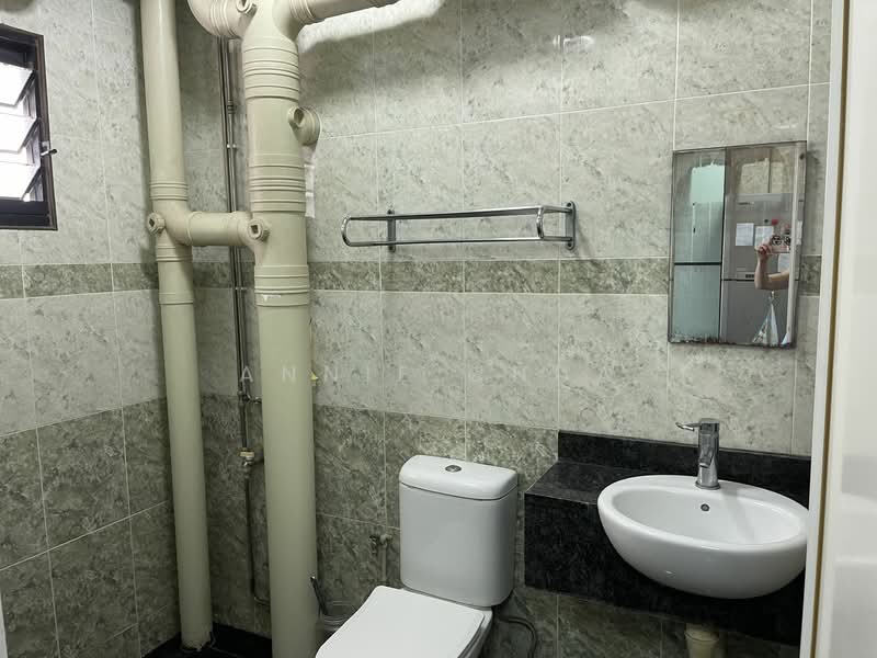 60 Teban Gardens Road, 60 Teban Gardens Road, Room Rental, 300 sqft, HDB Flat For Rent, by Annie Chua, 24085245 - PropertyGuru.com.sg