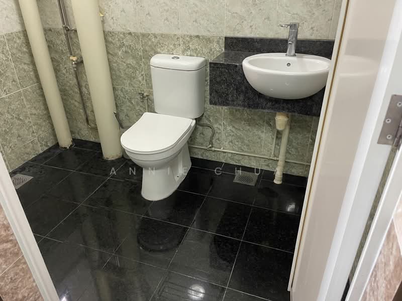 60 Teban Gardens Road, 60 Teban Gardens Road, Room Rental, 300 sqft, HDB Flat For Rent, by Annie Chua, 24085245 - PropertyGuru.com.sg