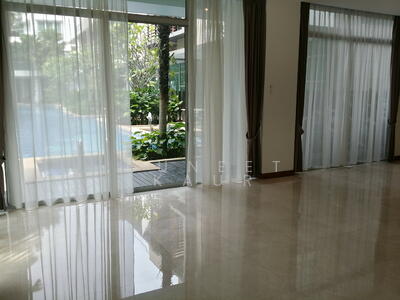 For Rent - Whiteshores