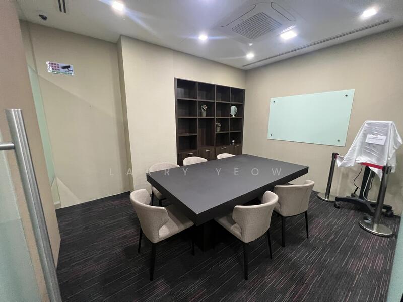 Ubi Techpark, 10 Ubi Crescent, 2,250 sqft, Light Industrial (B1) For Sale, by Larry Yeow, 24086504 - CommercialGuru.com.sg