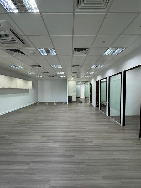 Ubi Techpark, 10 Ubi Crescent, 2,250 sqft, Light Industrial (B1) For Sale, by Larry Yeow, 24086504 - CommercialGuru.com.sg