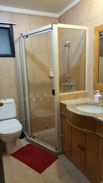 Heritage View, 8 Dover Rise, 2 Bedrooms, 969 sqft, Condominium For Sale, by Anna Kahlenberg, 24087054 - PropertyGuru.com.sg