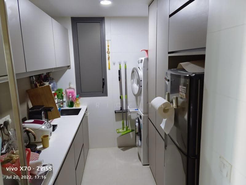 H2O Residences, 32 Fernvale Link, Seletar / Yio Chu Kang, 2 Bedrooms, 883 sqft, Condominium For Rent, by Patrick Tan, 24089040 - PropertyGuru.com.sg