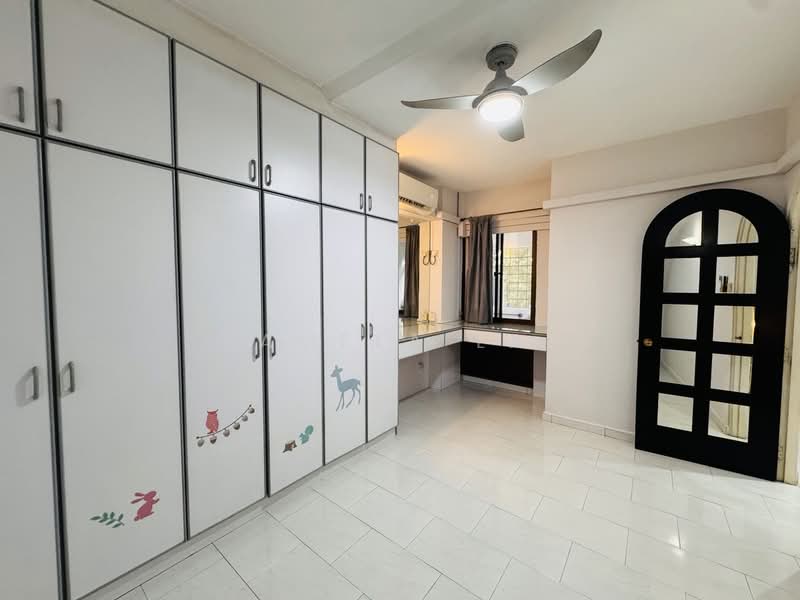 Pandan Valley, 3 Pandan Valley, 2 Bedrooms, 1,313 sqft, Condominium For Rent, by Pamela Lai, 24090032 - PropertyGuru.com.sg