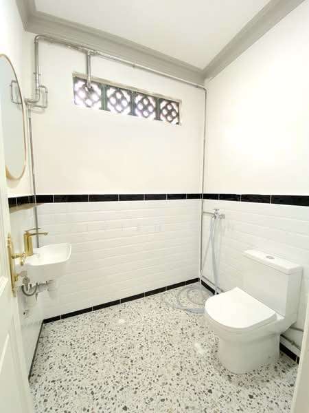 Newly Renovated Single level Shophouse in Duxton Road, Duxton Road/ Craig Road/ Tras Street/ Tanjong Pagar, 2,100 sqft, Office For Rent, by Vivien Tan, 24090585 - CommercialGuru.com.sg