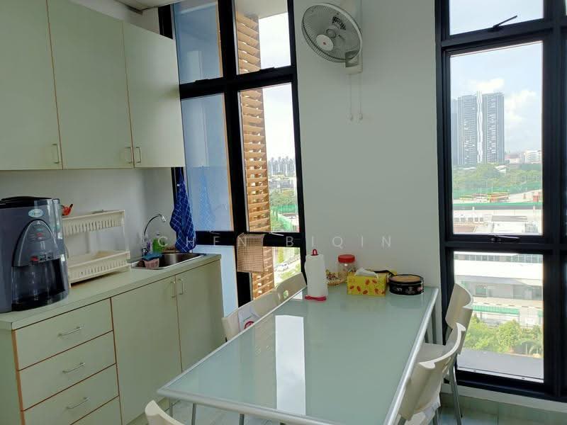 Tradehub 21, 8 Boon Lay Way, Boon Lay / Jurong / Tuas, 1,894 sqft, Light Industrial (B1) For Rent, by Chen Biqin, 24091674 - CommercialGuru.com.sg
