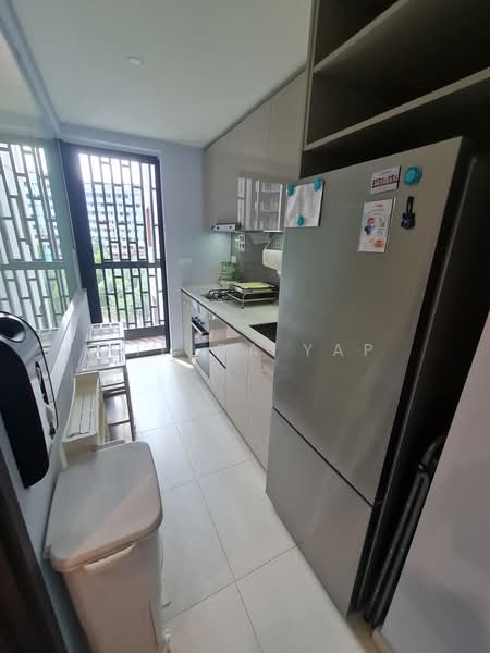 Lake Grande, 10 Jurong Lake Link, 2 Bedrooms, 818 sqft, Condominium For Rent, by Hillda Yap ヒルダー, 24093142 - PropertyGuru.com.sg