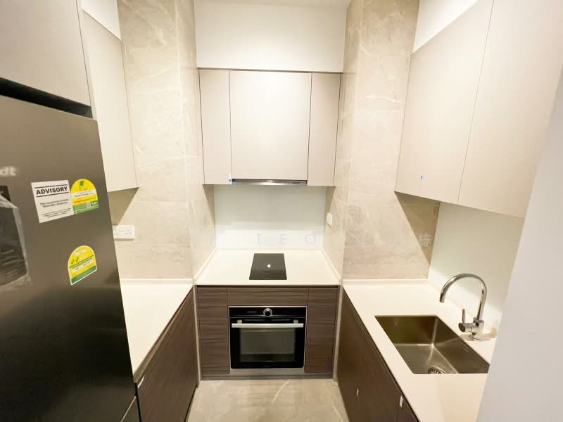 Stirling Residences, 21 Stirling Road, 2 Bedrooms, 635 sqft, Apartment For Rent, by Tripp Teo 张国栋, 24093299 - Stirling - Kitchen - PropertyGuru.com.sg