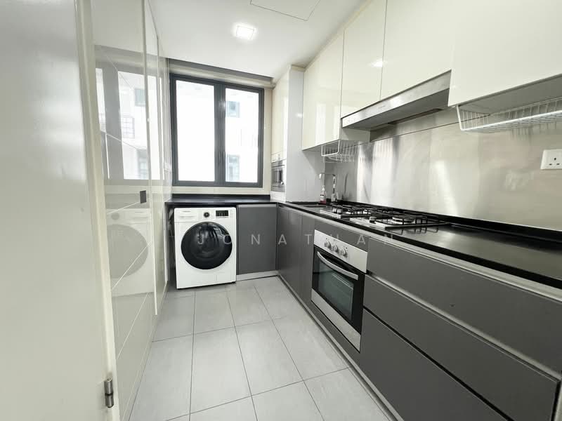 Hedges Park Condominium, 87 Flora Drive, 3 Bedrooms, 1,001 sqft, Condominium For Rent, by S Jonathan, 24093960 - PropertyGuru.com.sg