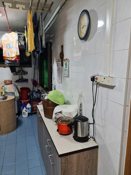 For Rent - 253 Compassvale Street