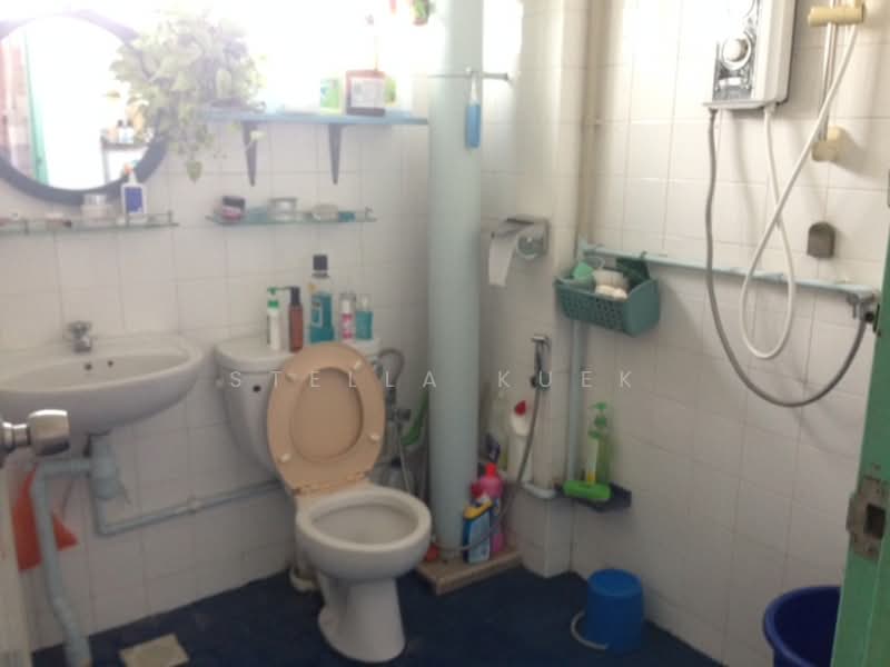 5 Toh Yi Drive, 5 Toh Yi Drive, Room Rental, 172 sqft, HDB Flat For Rent, by Stella Kuek, 24095191 - PropertyGuru.com.sg