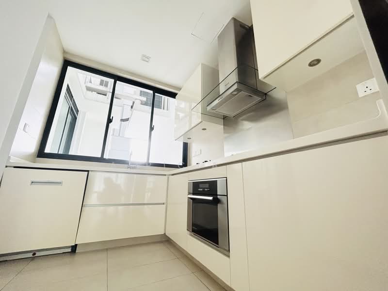 Parvis, 16 Holland Hill, 4 Bedrooms, 1,991 sqft, Condominium For Rent, by Patricia Lim, 24096028 - PropertyGuru.com.sg