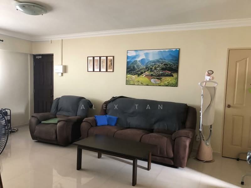 324 Jurong East Street 31, 324 Jurong East Street 31, 3 Bedrooms, 1,100 sqft, HDB Flat For Rent, by Alex Tan, 24098918 - PropertyGuru.com.sg