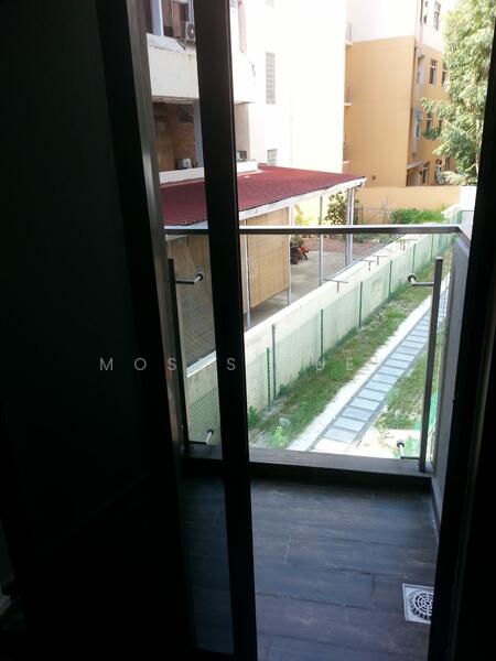 Smart Suites, 302 Sims Avenue, 2 Bedrooms, 893 sqft, Condominium For Sale, by Moses Quek, 24099530 - PropertyGuru.com.sg