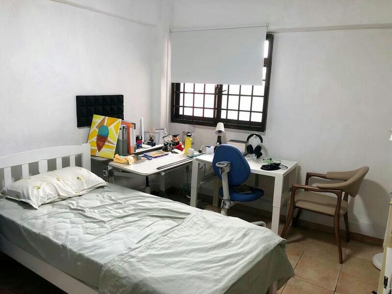 8 Empress Road, 8 Empress Road, 3 Bedrooms, 700 sqft, HDB Flat For Rent