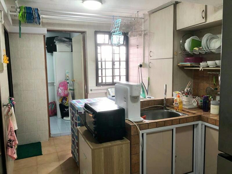 8 Empress Road, 8 Empress Road, 3 Bedrooms, 700 sqft, HDB Flat For Rent