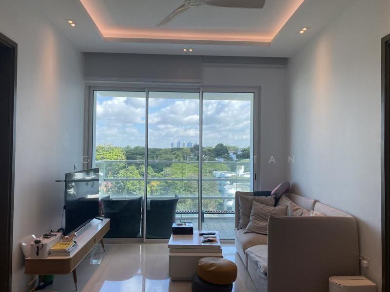 Nathan Suites, 21 Nathan Road, 2 Bedrooms, 915 sqft, Condominium For Rent, by Genevieve Tan 陈仪珠, 24100393 - PropertyGuru.com.sg