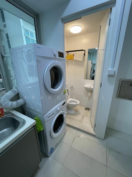 Caspian, 56 Lakeside Drive, Room Rental, 160 sqft, Condominium For Rent, by Francis Lee, 24100544 - PropertyGuru.com.sg