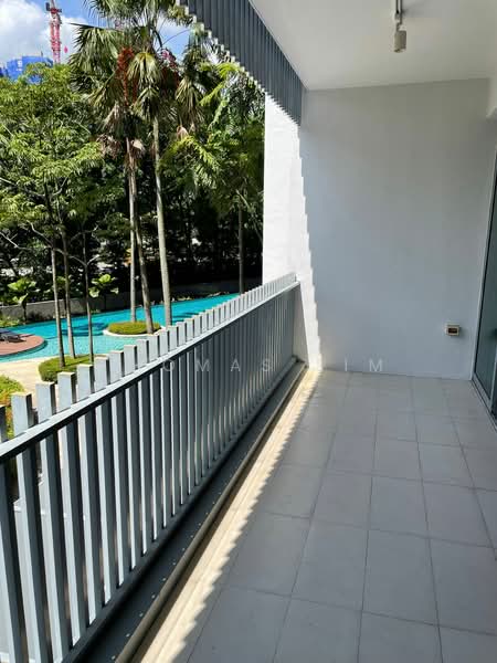 Hundred Trees, 81 West Coast Drive, 3 Bedrooms, 1,313 sqft, Condominium For Rent, by Thomas Lim, 24101272 - Balcony - PropertyGuru.com.sg