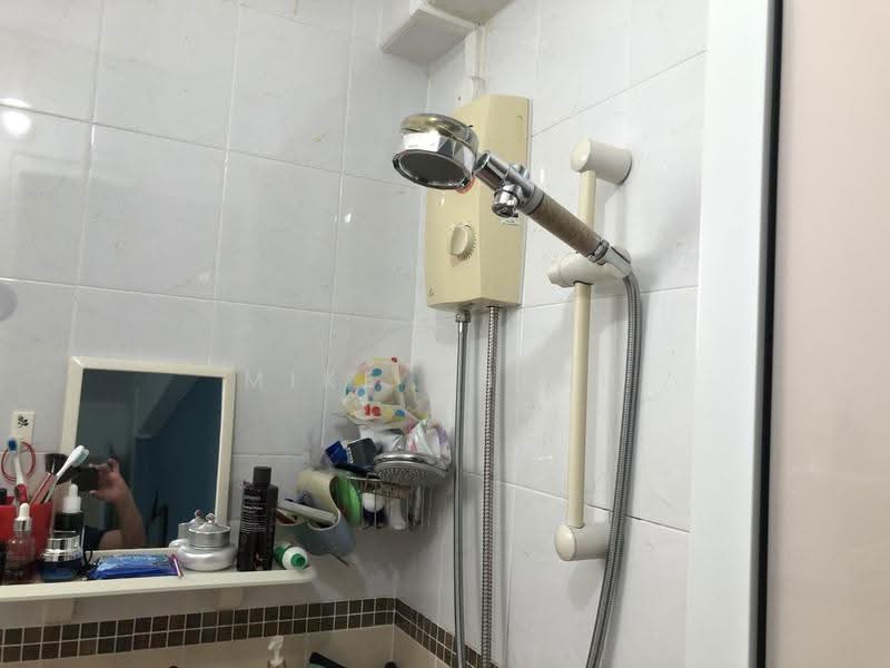 102 Aljunied Crescent, 102 Aljunied Crescent, Eunos / Geylang / Paya Lebar, 2 Bedrooms, 721 sqft, HDB Flat For Rent, by Mike Cheah, 24102473 - PropertyGuru.com.sg