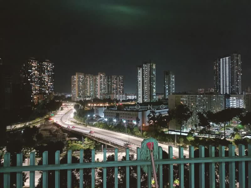 Hundred Trees, 95 West Coast Drive, 2 Bedrooms, 786 sqft, Condominium For Rent, by Andy Ong, 24103640 - PropertyGuru.com.sg