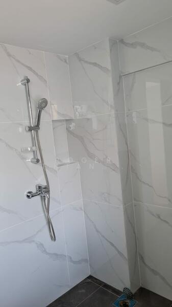 Mayflower Gardens, 34 Mayflower Way, 1 Bedroom, 450 sqft, Semi-Detached House For Rent, by Roger TTK, 24105457 - PropertyGuru.com.sg