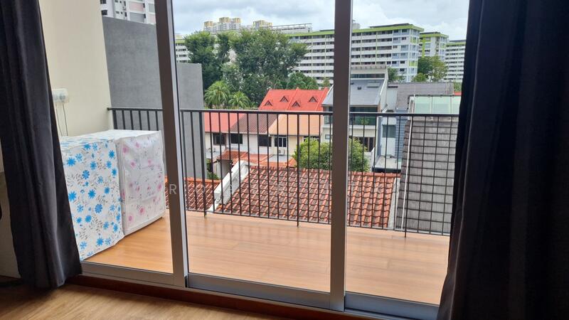 Mayflower Gardens, 34 Mayflower Way, 1 Bedroom, 450 sqft, Semi-Detached House For Rent, by Roger TTK, 24105457 - PropertyGuru.com.sg