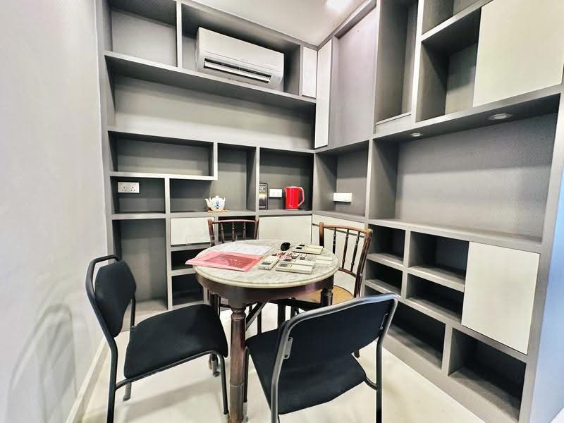 Smart Suites, 302 Sims Avenue, Eunos / Geylang / Paya Lebar, 2 Bedrooms, 958 sqft, Condominium For Rent, by Eric See, 24105482 - Dining Room - PropertyGuru.com.sg