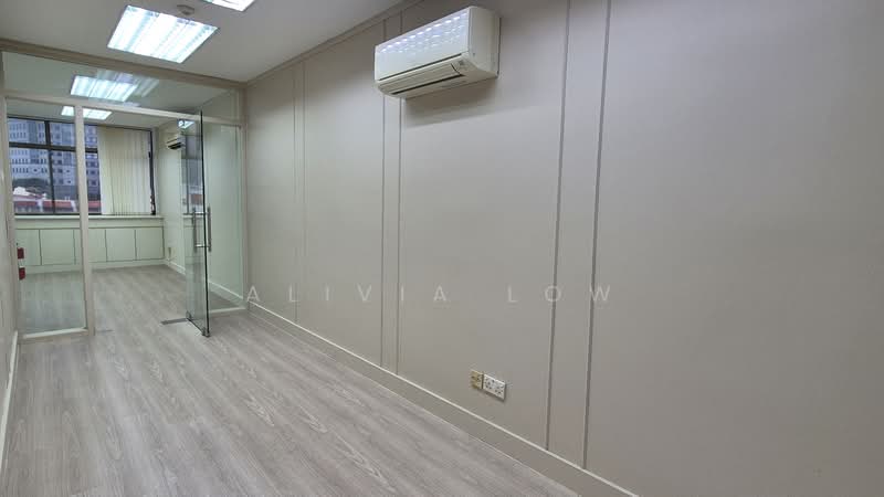 Merchant's Building, 76 South Bridge Road, 807 sqft, Office For Rent, by Alivia Low, 24106427 - CommercialGuru.com.sg