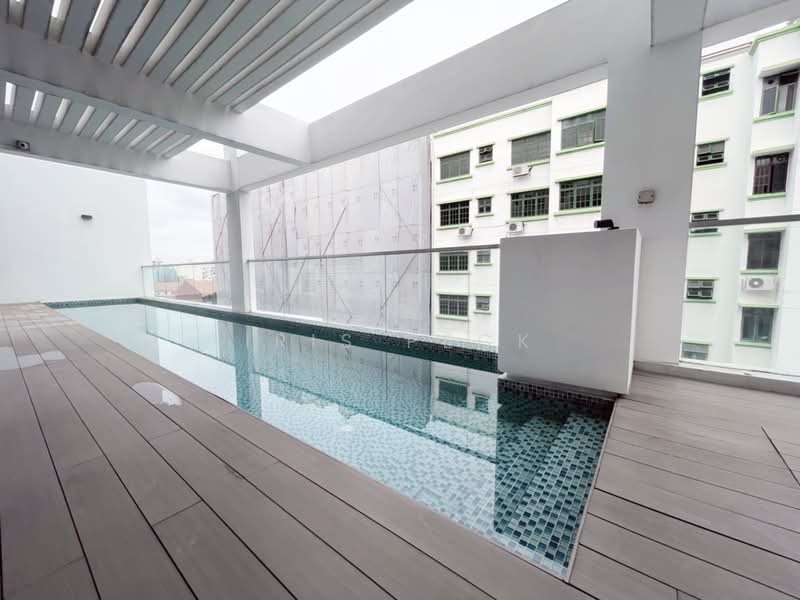 Metro Loft, 5 Lorong 27  Geylang, 1 Bedroom, 452 sqft, Condominium For Rent, by Iris Peck, 24107125 - PropertyGuru.com.sg