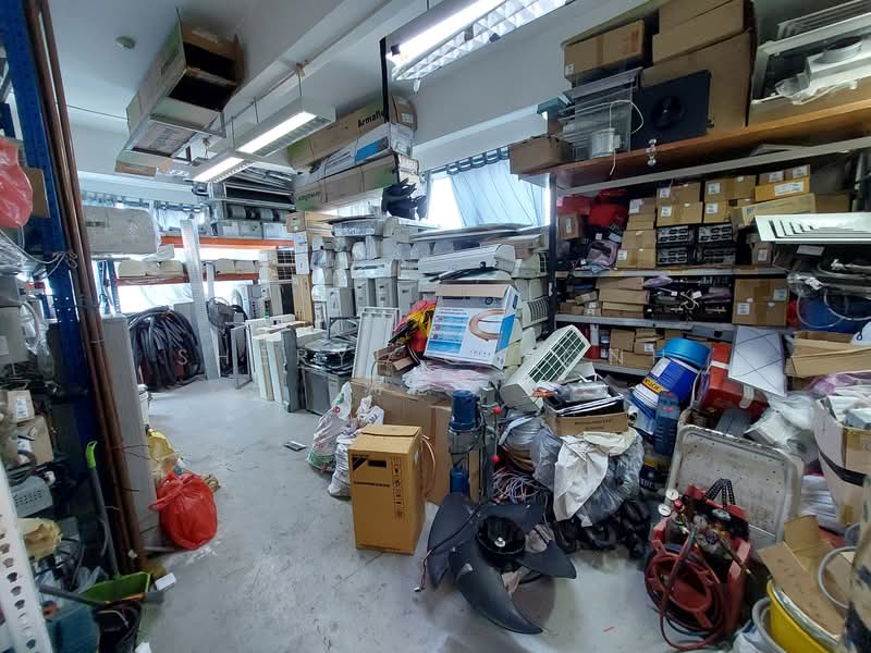 Admiralty Industrial Park, 23 Woodlands Industrial Park E1, 1,625 sqft, Factory / Workshop (B2) For Sale, by Sheryl Chionh 蒋慧珍, 24109124 - Admiralty Industrial Park (Interior of Unit) - CommercialGuru.com.sg