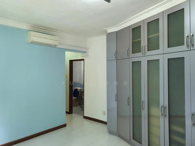 Sunbird View, 183A Sunbird Road, 2 Bedrooms, 922 sqft, Apartment For Rent, by June Ong, 24110393 - PropertyGuru.com.sg