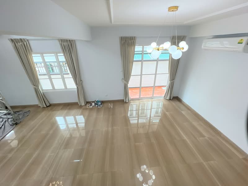 Burgundy drive, Burgundy Crescent, 5 Bedrooms, 3,500 sqft, Semi-Detached House For Rent, by Ben Lee, 24110568 - PropertyGuru.com.sg