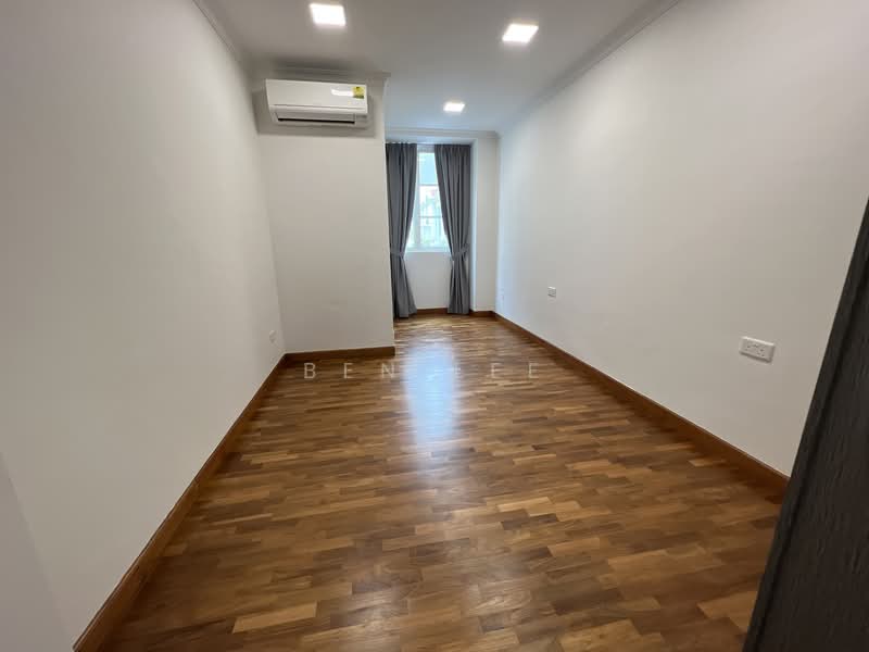 Burgundy drive, Burgundy Crescent, 5 Bedrooms, 3,500 sqft, Semi-Detached House For Rent, by Ben Lee, 24110568 - PropertyGuru.com.sg