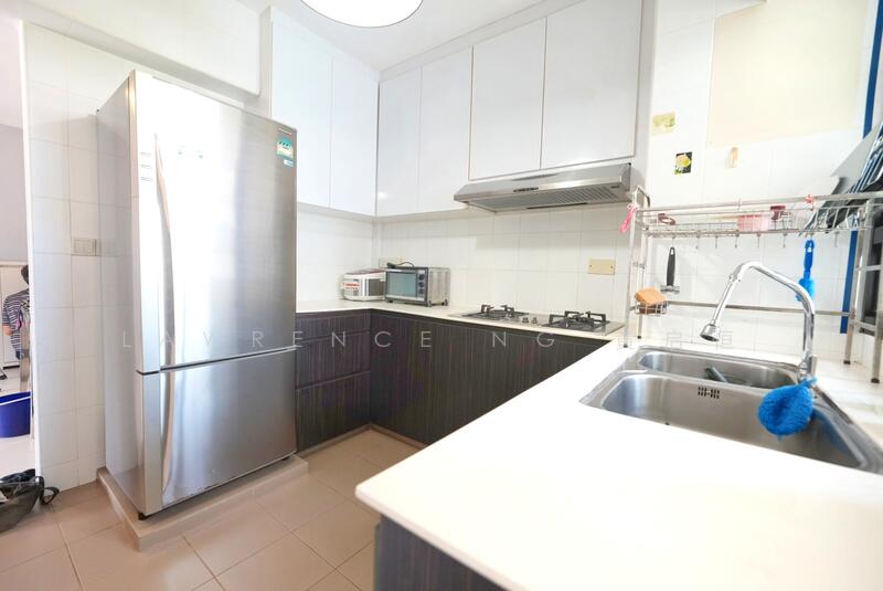438B Sengkang West Avenue, 438B Sengkang West Avenue, Seletar / Yio Chu Kang, 3 Bedrooms, 1,011 sqft, HDB Flat For Rent, by Lawrence Ng 黄启恒, 24112126 - Kitchen - PropertyGuru.com.sg