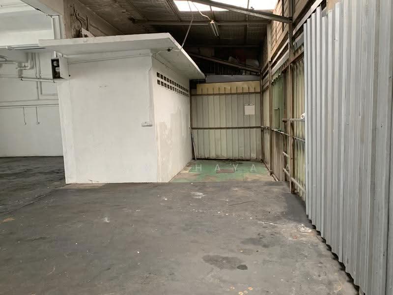 Senang Crescent, 18 Senang Crescent, Eunos / Geylang / Paya Lebar, 4,500 sqft, Factory / Workshop (B2) For Rent, by Shawn Thayalan, 24112173 - CommercialGuru.com.sg