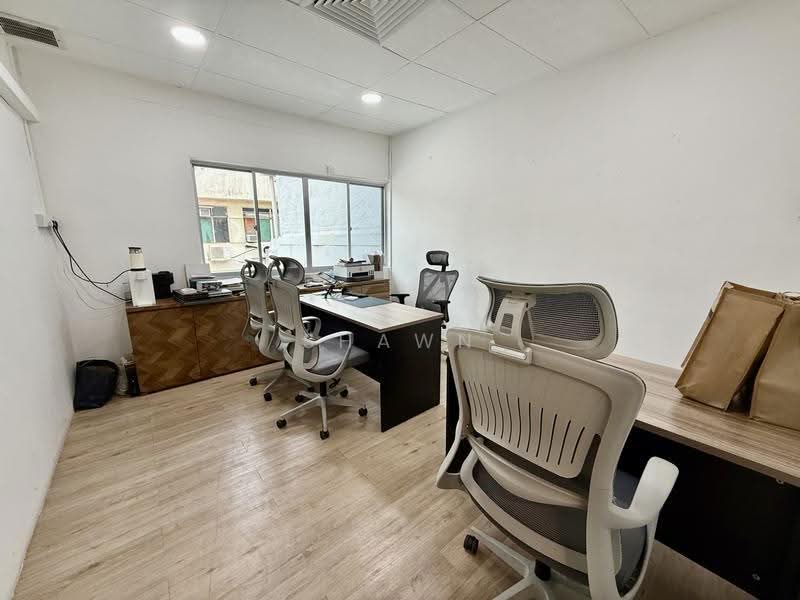 Senang Crescent, 18 Senang Crescent, Eunos / Geylang / Paya Lebar, 4,500 sqft, Factory / Workshop (B2) For Rent, by Shawn Thayalan, 24112173 - CommercialGuru.com.sg