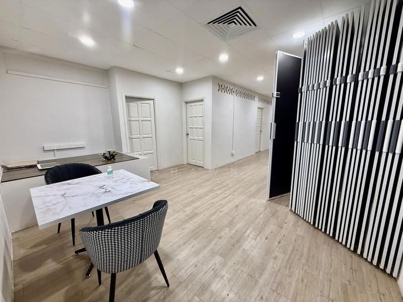 Senang Crescent, 18 Senang Crescent, Eunos / Geylang / Paya Lebar, 4,500 sqft, Factory / Workshop (B2) For Rent, by Shawn Thayalan, 24112173 - CommercialGuru.com.sg