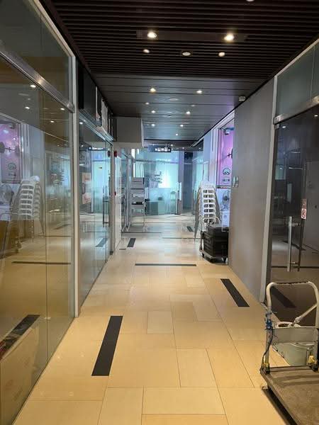 East Village, 430 Upper Changi Road, Bedok / Upper East Coast, 215 sqft, Mall Shop For Rent, by Lawrence Tang, 24112482 - CommercialGuru.com.sg