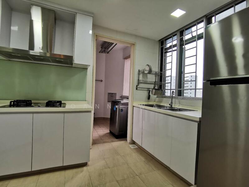 Summerdale, 6 Boon Lay Drive, 3 Bedrooms, 1,399 sqft, Condominium For Rent, by Joanne Wang, 24112711 - PropertyGuru.com.sg