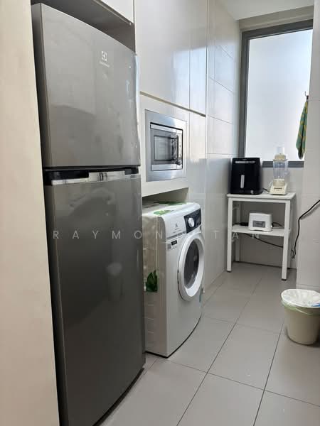 For Rent - Skies Miltonia