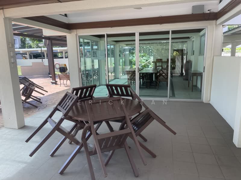 Peach Garden, 1 Peach Garden, 4 Bedrooms, 2,765 sqft, Apartment For Rent, by Derick Tan, 24113361 - PropertyGuru.com.sg