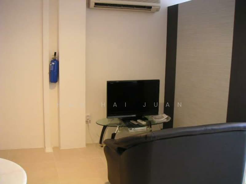 Shophouse, 42 Foch Road, Studio, 420 sqft, Walk-up Apartment For Rent, by Han Hai Juan, 24113550 - PropertyGuru.com.sg