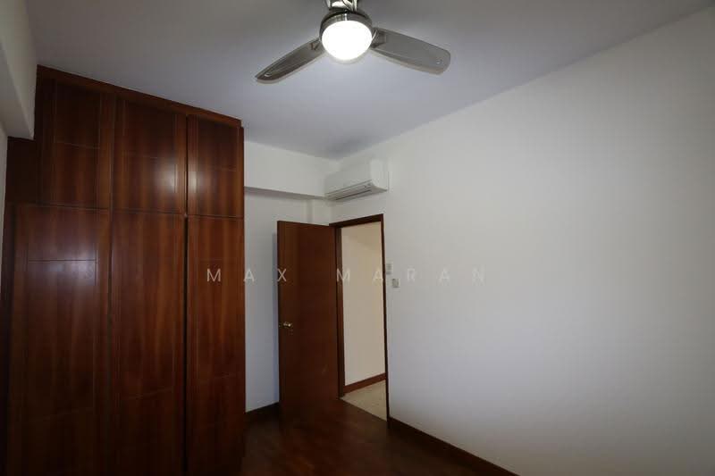 Pinevale, 8 Tampines Street 73, Pasir Ris / Tampines, 3 Bedrooms, 1,389 sqft, Condominium For Rent, by Max Maran, 24114060 - PropertyGuru.com.sg