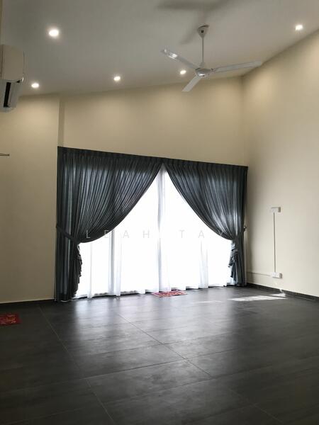 Ponggol Seventeenth Avenue, Ponggol Seventeenth Avenue, 4 Bedrooms, 7,000 sqft, Bungalow House For Rent, by Leah Tay, 24114165 - PropertyGuru.com.sg