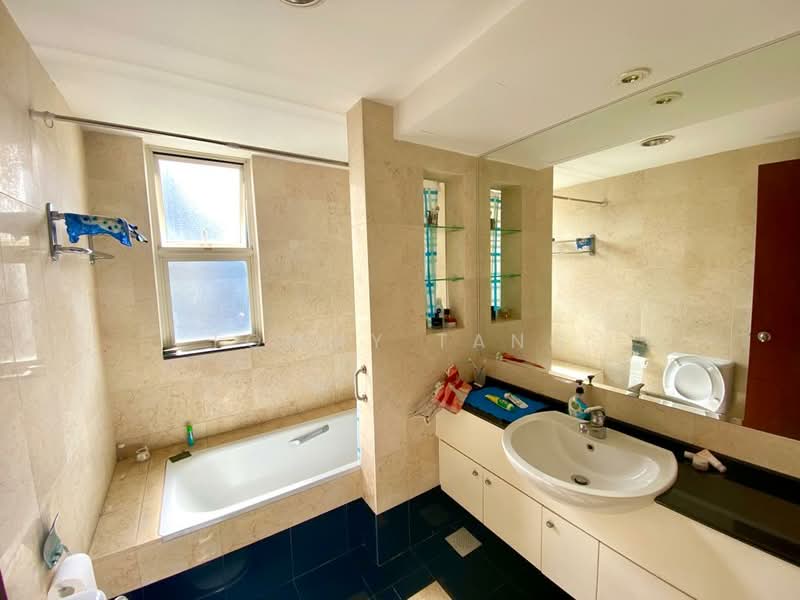 Rio Vista, 20 Upper Serangoon View, 3 Bedrooms, 1,249 sqft, Condominium For Rent, by Tommy Tang, 24115157 - PropertyGuru.com.sg