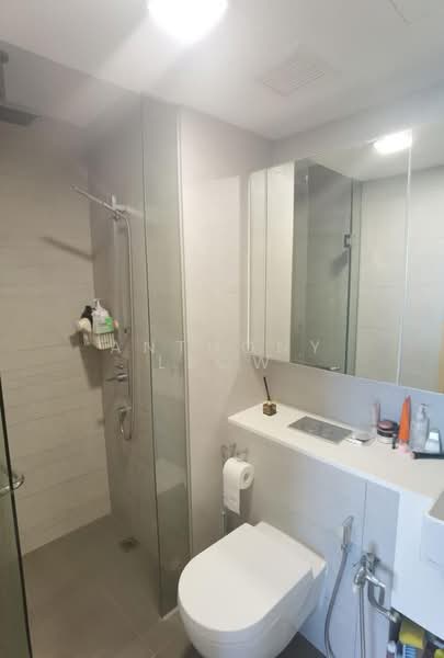 Eight Riversuites, 2 Whampoa East, 1 Bedroom, 150 sqft, Condominium For Rent, by Anthony Leow, 24115286 - PropertyGuru.com.sg