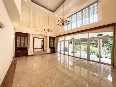 For Rent - Beautiful GCB along Cornwall Gardens