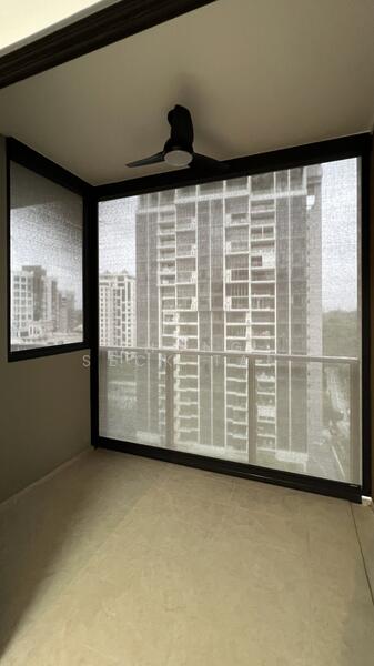 Ziptrak installed (down)