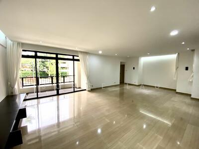 For Sale - Pinewood Gardens